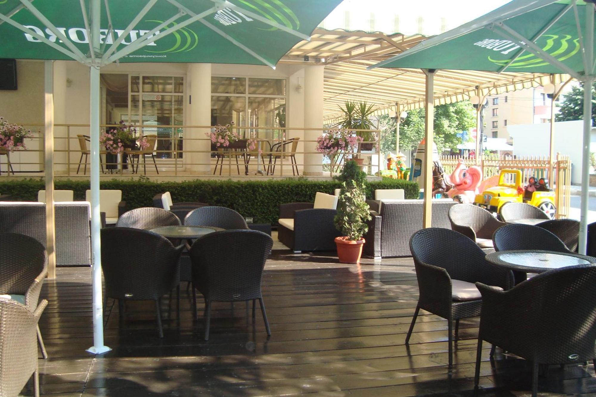 Hotel Astra Ravda Kültér fotó